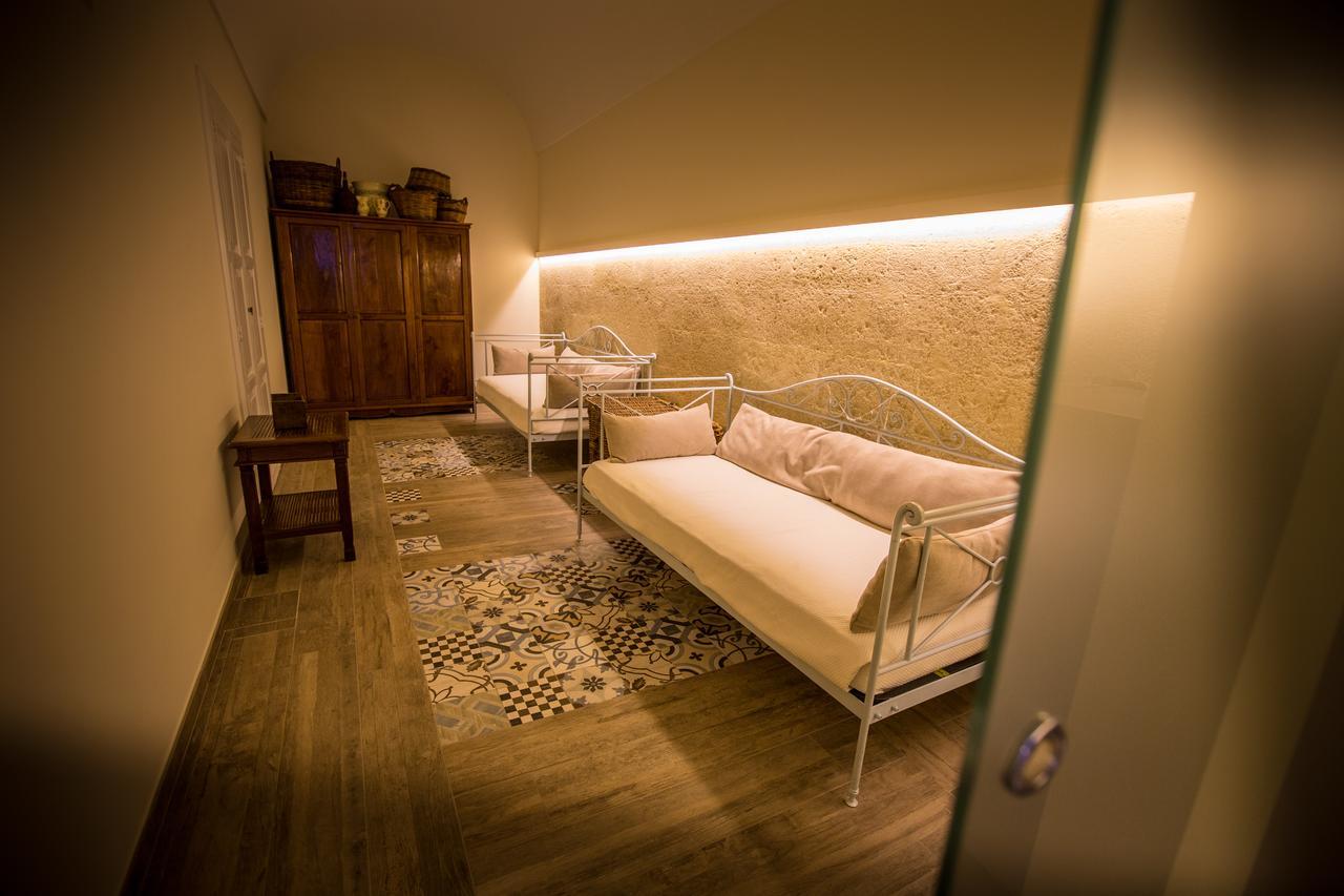 Giardini 82 B&B Гравина-ин-Пулья Экстерьер фото